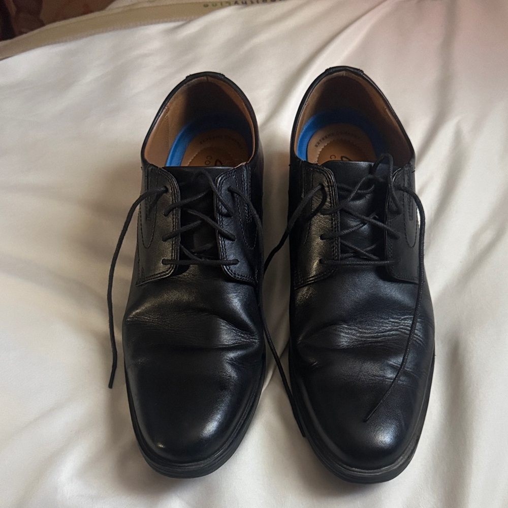 Men‘s Clark’s Extreme Comfort Black Leather Dress Shoes